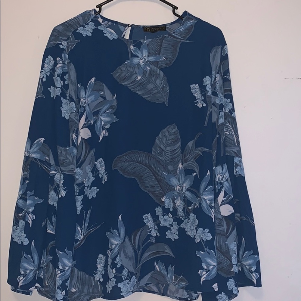 DG2 blouse